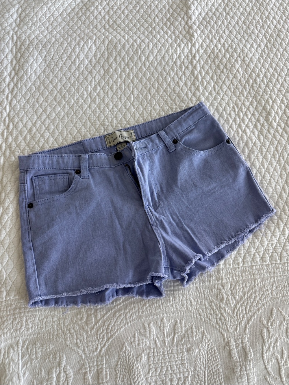 Lavender Denim Cutoff Shorts — Casual Frayed Hem